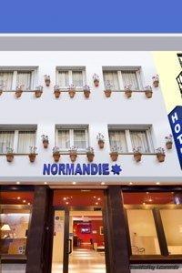 Hotel Central Normandie Ситжес Екстериор снимка