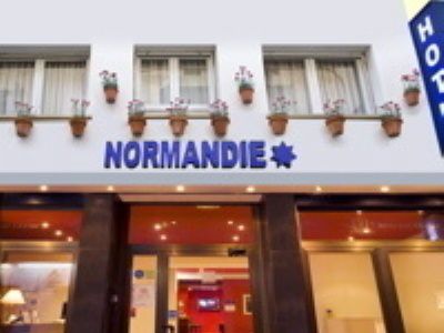 Hotel Central Normandie Ситжес Екстериор снимка